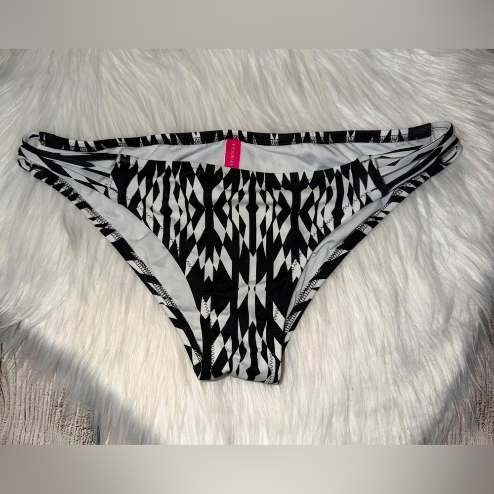 Victoria Secret bikini bottoms size L